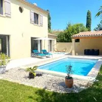 Viesnīca Piscine et villa tout confort au cœur des Alpilles pilsētā Mas blanc des Alpilles