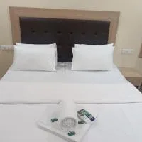 Hotel sushegat Asgoli, hotel a Guhagar