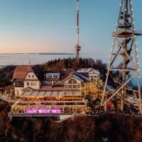 UTO KULM - Top of Zurich, hotel em Zürich