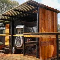 Tin Town Glamping، فندق في هانيرتسبورغ