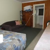 Oakridge Motel Tourist Park, hotel a prop de Brisbane West Wellcamp Airport - WTB, a Oakey