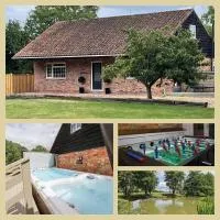 Wood Farm Cottage, hotel en Stickney