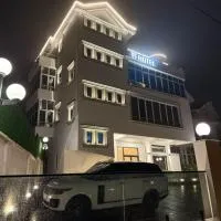 Murati Lake View Hotel, hótel í Tírana