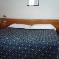 Hotel Niki, отель в городе Tribiano