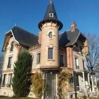Beaulieu-sur-Loire में, होटल Le Cottage des chats