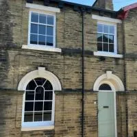 Characterful Grade II listed Victorian Terrace, hotel v destinaci Saltaire