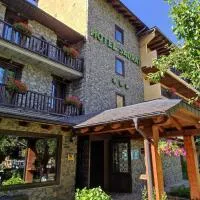 Hotel Saurat, khách sạn ở Espot