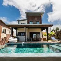 Villa de Luxe avec Piscine privée chauffée-3 Chambres-Sud Sauvage, hotel a Petite-Île