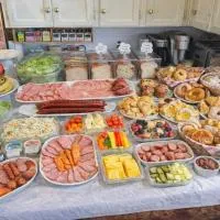 Cozy Nook in Fraser Valley Getaway with Breakfast, hotel em Abbotsford
