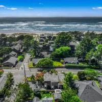 Beaches Inn Townhomes, hótel í Cannon Beach