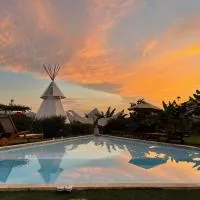Cerro Tusa Glamping、Titiribíのホテル