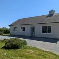 Hook Lighthouse Cottage, готель у місті Ramsgrange