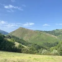 Appartement au Pays Basque-Vue montagne, hotel Bidarray-ben