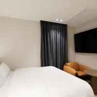부천 브라운도트 호텔 부천역점, hotel di Sosa