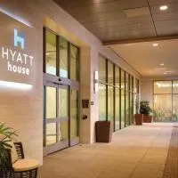 अन्नाहाइम में, होटल Hyatt House at Anaheim Resort/Convention Center