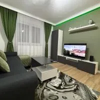 Cozy green apartament, hotel en Mediaş