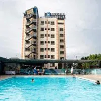 Buraha Zenoni Hotel and Resort, ξενοδοχείο σε Νακούρου