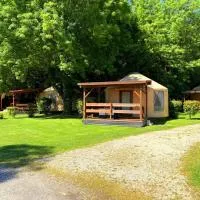 Lauzerte में, होटल Camping le beauvillage Lauzerte