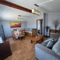Amplia Casa Totalmente Equipada، فندق في تيموكو