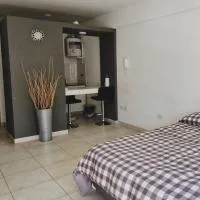 Bahía Rental 7-Departamento x dia con cochera: Bahía Blanca'da bir otel
