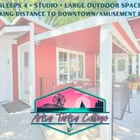 127 Hwy 71 AT Bunk House, hotel v destinaci Arnolds Park
