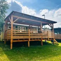 Mobilheim Na louce III – hotel w mieście Výrovice