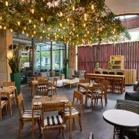 Century City Hotel Urban Square, hotell i Cape Town