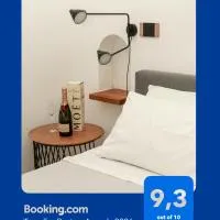 Dislocati BnB - Jacuzzi privata - Cucina - TV60" - Minimal Luxury، فندق في ماريليانو