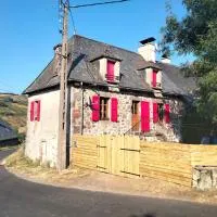 Le Zen Altitude, hotell sihtkohas Saint-Projet-de-Salers