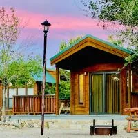 Boulder Creek RV Resort, hotel en Lone Pine