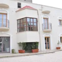 Ibasilischi, hotel sa Irsina