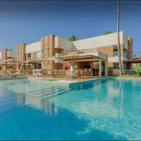 Luxuoso Apartamento Pé na Areia em Itacimirim, hotel i Camacari