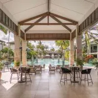 Pullman Port Douglas Sea Temple Resort and Spa, מלון בפורט דוגלאס