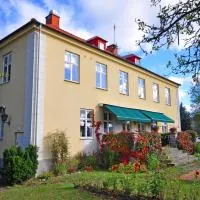Pensionat Prästgården, hotel in Töreboda