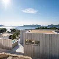 Villa Monika - Buqez, hotell i Drage