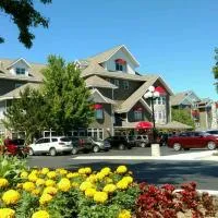 Cherry Tree Inn & Suites, hotel u gradu 'Traverse City'