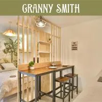 Granny Smith - Homerepublique - Studio paisible, parking gratuit, emplacement vélo - Village Vaux 3 minutes Auxerre, hotel Auxerre-ben
