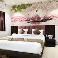 Tuljapur में, होटल Kings Executive and Restaurant