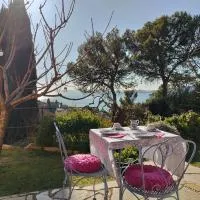 L'Alcova tra gli ulivi,佐阿利的飯店