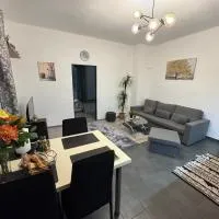 Apartment PMH, hotel v destinácii Veľká Mača