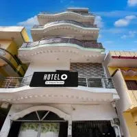 Hotel O Gaya Railway Junction Formerly Family Guest House، فندق في جايا