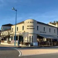 Hôtel le midi, hotel u gradu 'Montaigu-de-Quercy'