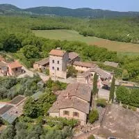 Dimora storica Torre dei Petricci 12, hotell sihtkohas Sovicille
