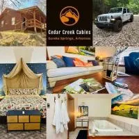 Dogwood Cabin - Giant Spa Tub, Pull Out Sofa, Peaceful Location, hotel di Eureka Springs