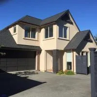 Davidsons Luxury Homestay, hotel din Lower Hutt