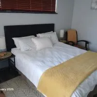 Aroha Guest Apartment, hotel di Roodepoort