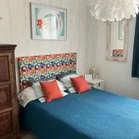 Chambres dans maison atypique, hotel i Ille-sur-Têt
