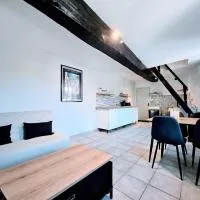 La Croix Duplex - Bail Partner, hotel a Chablis