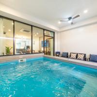 New Modern Escape Patong Poolvilla 2 mins to beach, hotel i Patong Beach