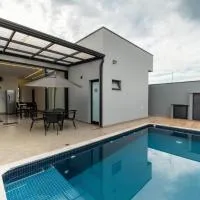 Pirassununga में, होटल Casa Moderna Completa com Piscina Privativa